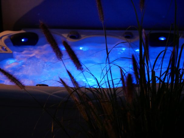 jacuzzi privatif lodge solesmes 72